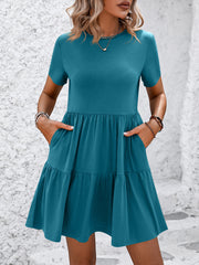 Vestidos casuales de corte recto con cuello redondo y mangas cortas