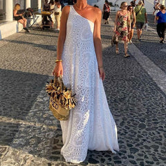 Nina Formelle One-Shoulder-Spitzenkleider