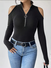 Stand-Up Collar Off-The-Shoulder T-Shirt