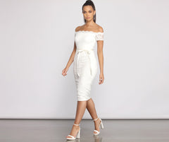 Paige Formal Off The Shoulder Scalloped Lace Dresses