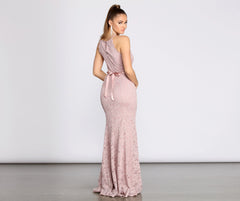 Vestidos de sirena con cinturón de cinta de diamantes de imitación y encaje festoneado de Rosella