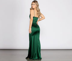 Nala Satinkleider mit Wasserfallausschnitt