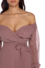 Vestidos formales florales cruzados de Britt