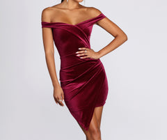 Stay Sweet Samt-Minikleider