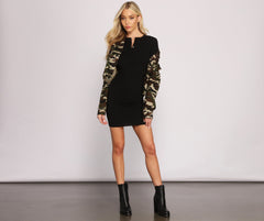 Vestidos cortos acanalados con botones y estilo casual