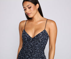 Vestidos mini fruncidos con estampados florales deslumbrantes