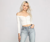 Top acanalado con hombros descubiertos