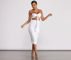 Cropped Ruched Tie Front Top