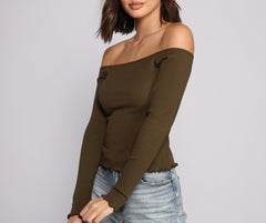 Top de punto acanalado de manga larga con hombros descubiertos