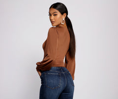 Top cruzado de punto ceñido