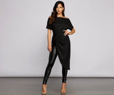 Top asimétrico con hombros descubiertos