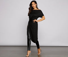 Schulterfreies, asymmetrisches Top