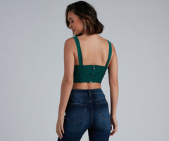 Pretty In Pleats – Kurzes Satin-Korsett