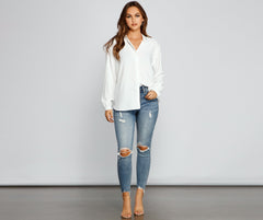 Büro-Chic-Bluse mit Kragen und Knöpfen