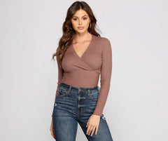 Top de manga larga de punto acanalado acogedor