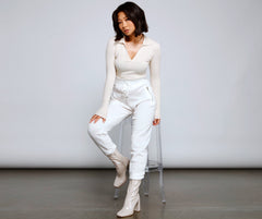 Schickes Rippentop mit Kragen