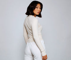 Schickes Rippentop mit Kragen