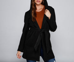 Raffinierter Mantel aus Kunstwolle mit Gürtel