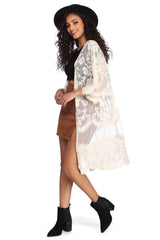 Häkel-Kimono mit Spitze