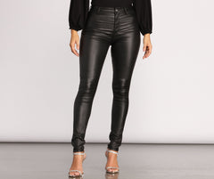 Pantalones pitillo recubiertos de She's Edgy