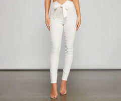 Pantalones de cintura con lazo de estilo chic