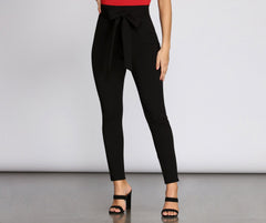 Hose aus Crêpe-Twill mit All Tied Together-Print