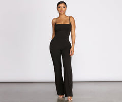 Un mono elegante y clásico al instante