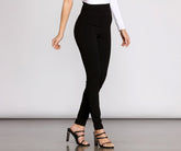 Pantalones ajustados "Ella habla en serio"