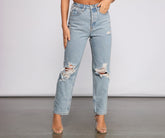 Klassische High Rise Destructed Boyfriendjeans