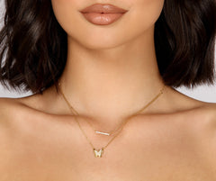 Collar en capas con dije de mariposa y barra de diamantes de imitación