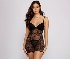 Conjunto de camisón y tanga de encaje Body Language