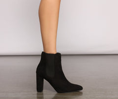 Botines básicos de ante sintético con tacón de bloque