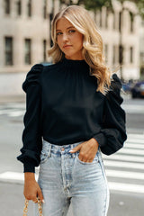 Hello Lover – Gerafftes Oberteil mit auffälligen Ärmeln