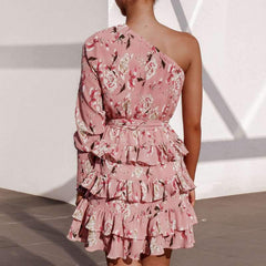 Elegante Skaterkleider mit One-Shoulder-Print