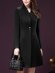 Gabardina larga lisa con un solo botón y bolsillo