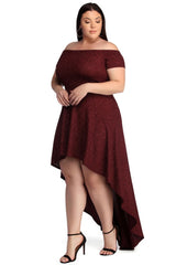 Vestidos formales altos y bajos con purpurina de Penélope Plus