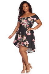 Además, la primavera llega con vestidos skater florales