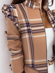 Karierte Jacke mit Rüschenbesatz und Reißverschluss