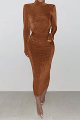 Arbeitskleider mit halbem Rollkragen und einem Schritt