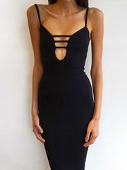 Vestido ceñido al cuerpo con escote en V profundo y tirantes sólidos muy sexy