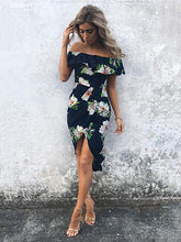 Hermoso vestido midi de algodón con estampado floral y volantes con hombros descubiertos