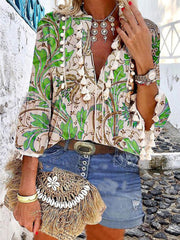 Camisas y blusas bohemias con estampados florales