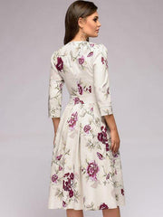 Vestidos skater de corte A con cuello redondo y mangas tres cuartos