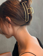 Garra de pelo de metal simple