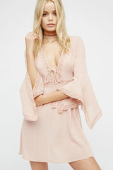 Minivestido calado con gancho