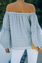 Top con hombros descubiertos y lunares suizos Sweet One