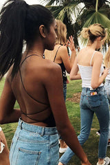 Lencería de espagueti con espalda cruzada