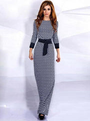 Bonito vestido largo de manga larga hasta el suelo