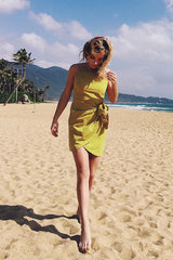 Minivestido con lazo de espagueti