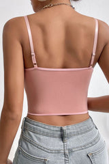 Top corto con corpiño de encaje y tirantes rosas Spice It